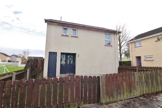 Photo 1 of 39 Drumellan Gardens, Craigavon