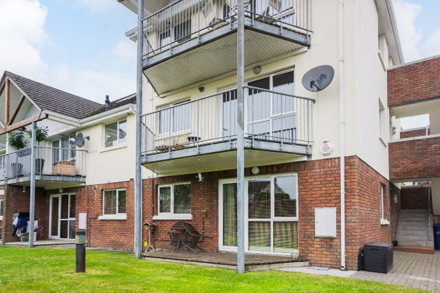 Photo 1 of 1 Silverwood Court, Lurgan