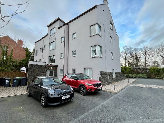 Photo 1 of 21 Village Court, Moira