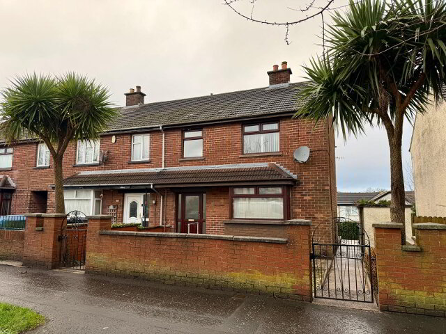 Photo 1 of 53 Rathcoole Drive, Newtownabbey