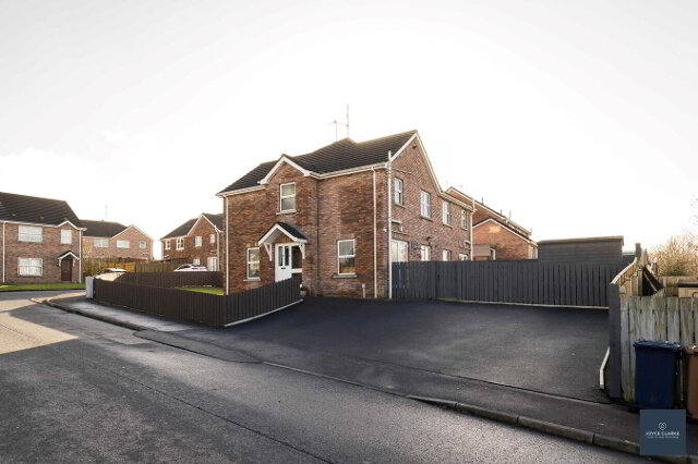 Photo 1 of 23 Ballyoran Manor, Portadown