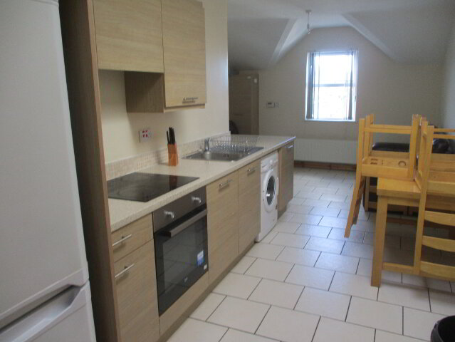 Photo 1 of Great Apartment, 165g University Street, Belfast