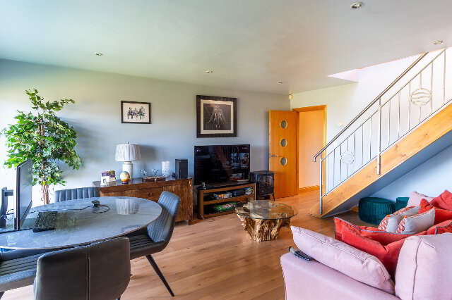 Photo 1 of 29 Silverwood Court, Lurgan