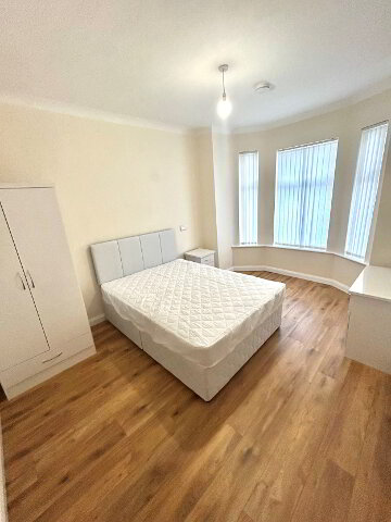 Photo 1 of 15 Rosemount Avenue, houses to rent in Derry