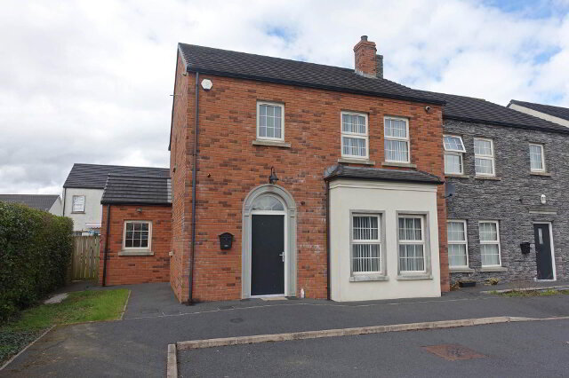 Photo 1 of 1 Railway Manor, Maguiresbridge