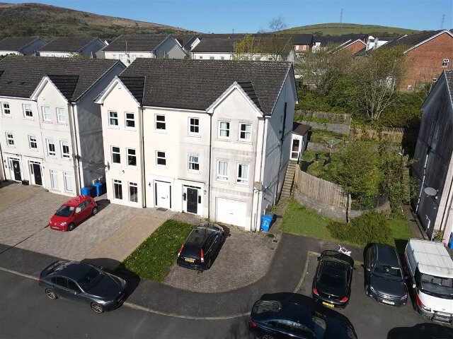 Photo 1 of 32 Mill Valley North, Belfast