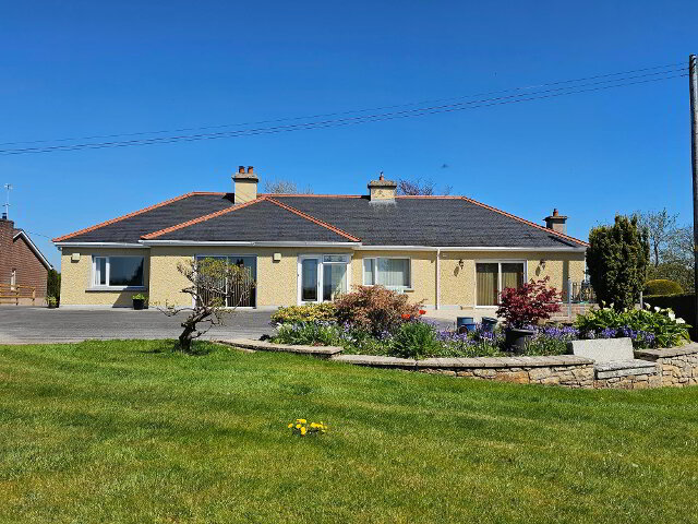 Photo 1 of Gairloch, 38 Castlebalfour Road, Lisnaskea