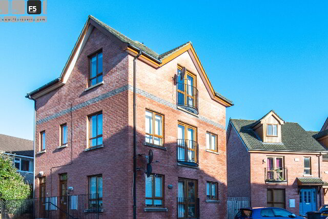 2018 11 11 - 19 Annadale Mews-3901