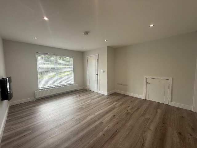 Photo 5 of 35 Bellmont Hall Drive, Antrim