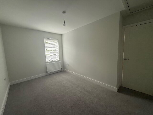 Photo 15 of 35 Bellmont Hall Drive, Antrim