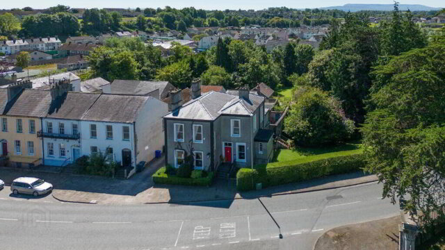 Photo 1 of 46 Willoughby Place, Enniskillen