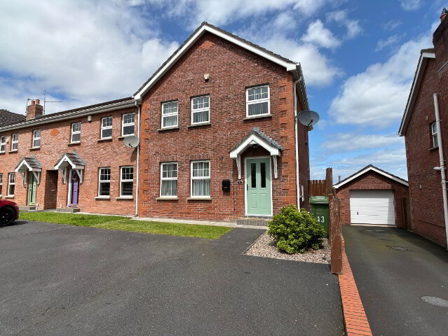 Photo 1 of 43 Windsor Hill, Waringstown