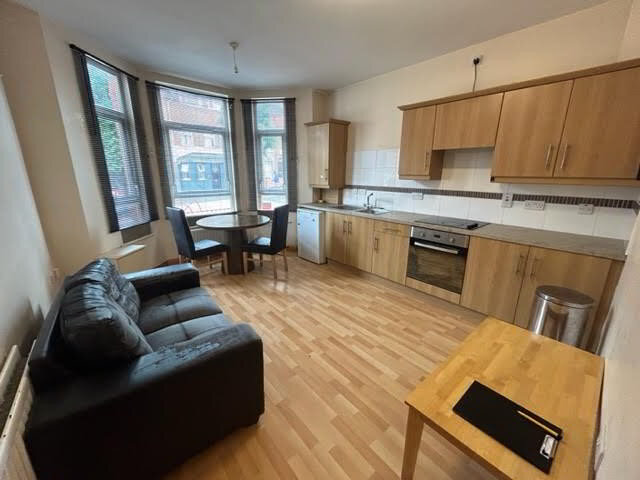 Photo 1 of Great Apartment, 41a Agincourt Avenue, Queens University Quarter, Belfast