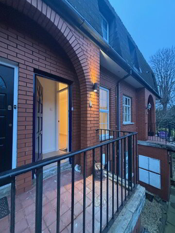 Photo 1 of 8b Windsor Close, Queens University Quarter, Belfast