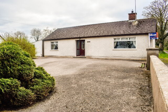 Photo 1 of 104 Killylea Road, Armagh, Armagh