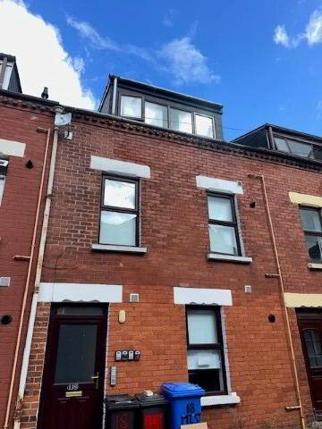 Photo 1 of Unit 1, 18 Mount Street, houses to rent in Derry
