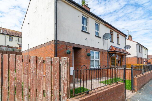 Photo 1 of 102 Kilwilke Road, Lurgan, Craigavon