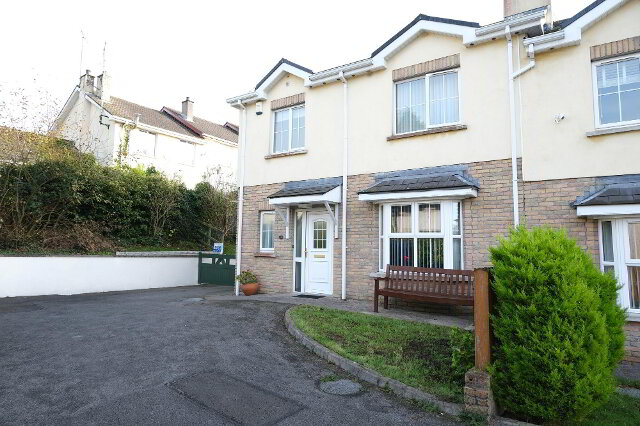 Photo 1 of 16 Sunnyside Court, Enniskillen