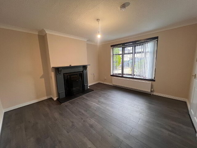 Photo 4 of 75 Glenariff Crescent, Ballymena