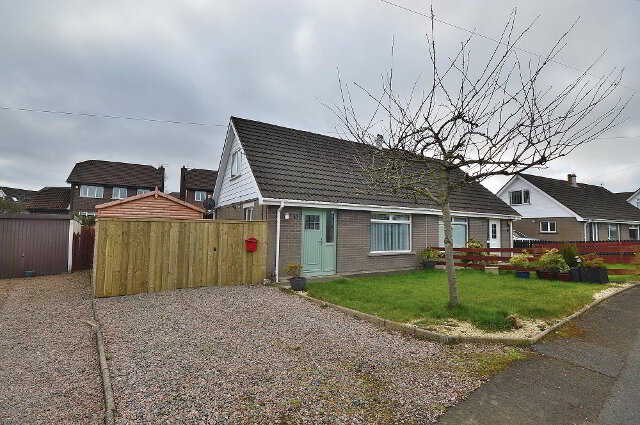 Photo 1 of 16 Meadowvale Crescent, Bangor