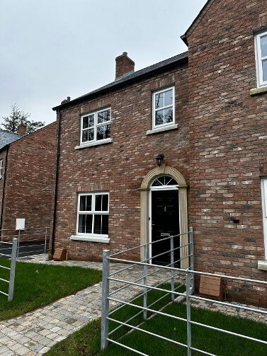Photo 1 of 1b Castle Glen Avenue, Dungannon