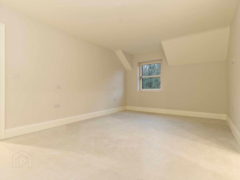 Photo 36 of 96 Hillsborough Road, Dromore