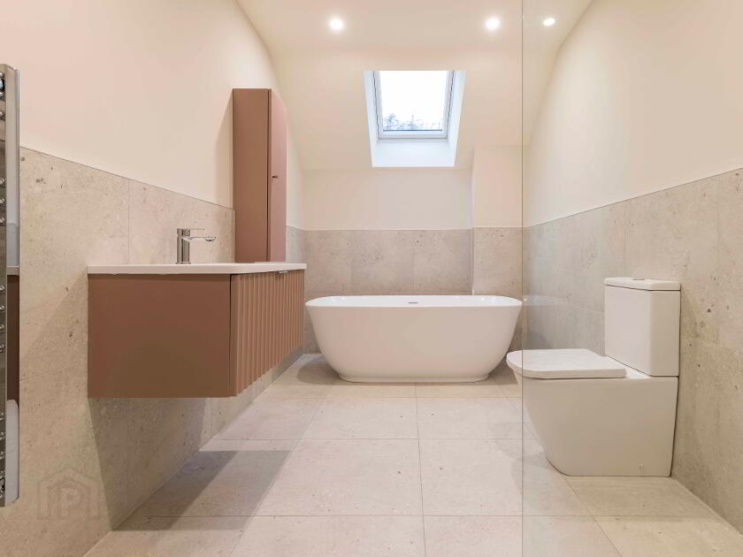 Photo 31 of 96 Hillsborough Road, Dromore