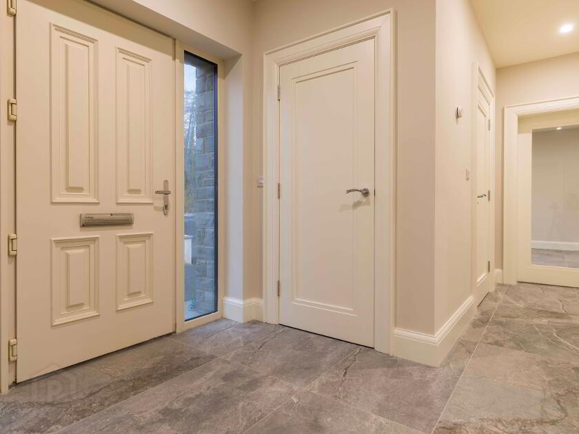 Photo 8 of 96 Hillsborough Road, Dromore