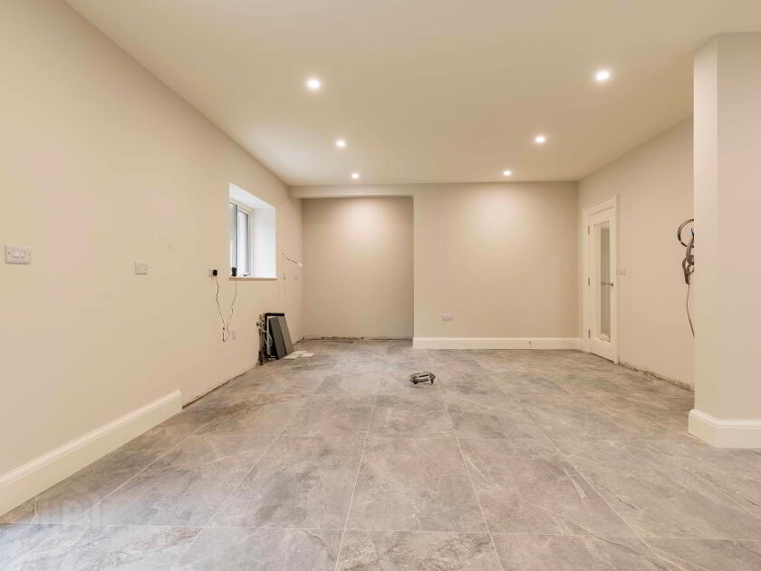 Photo 20 of 96 Hillsborough Road, Dromore