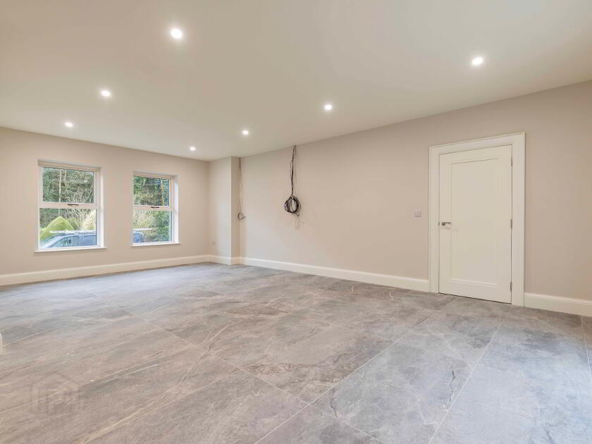 Photo 15 of 96 Hillsborough Road, Dromore