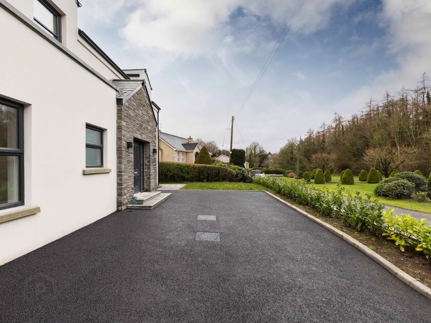 Photo 66 of 96 Hillsborough Road, Dromore