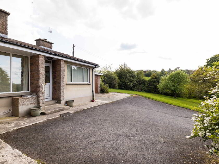 Photo 2 of 27 Castle Hill, Rathfriland
