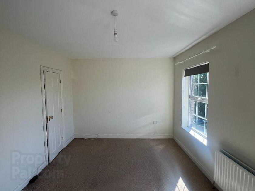 Photo 9 of 11 Glebe Crescent, Moira