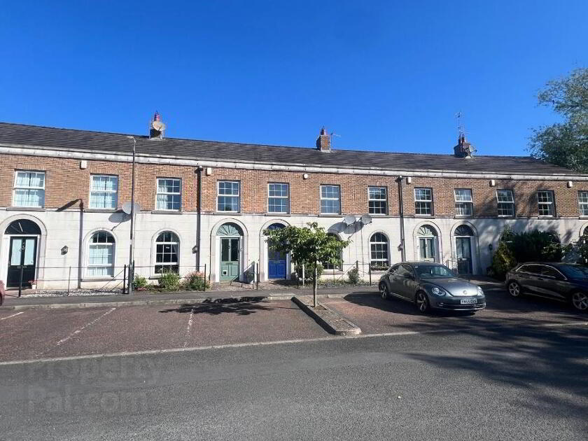 Photo 1 of 11 Glebe Crescent, Moira