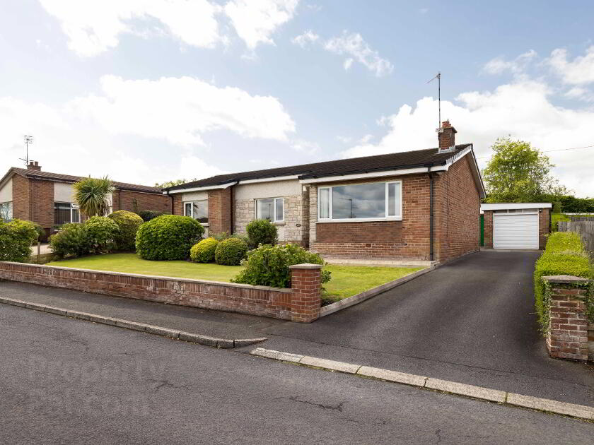 Photo 2 of 22 Beechlands, Newry Road, Banbridge