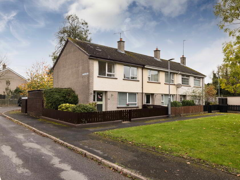 Photo 1 of 27 Ashvale Drive, Loughbrickland