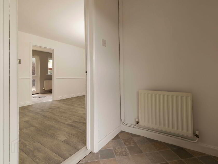 Photo 7 of 27 Ashvale Drive, Loughbrickland