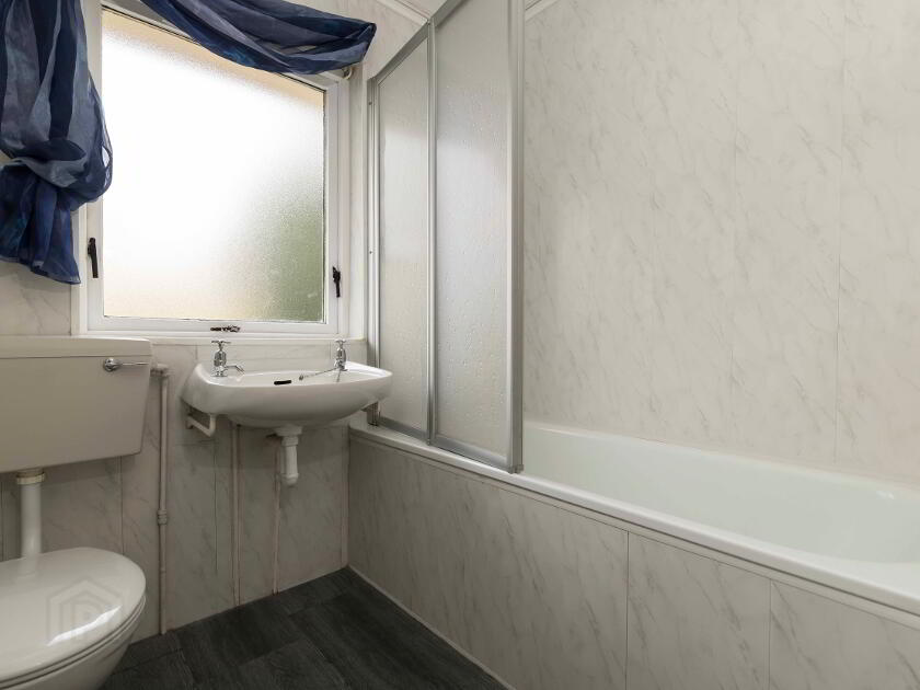 Photo 9 of 27 Ashvale Drive, Loughbrickland