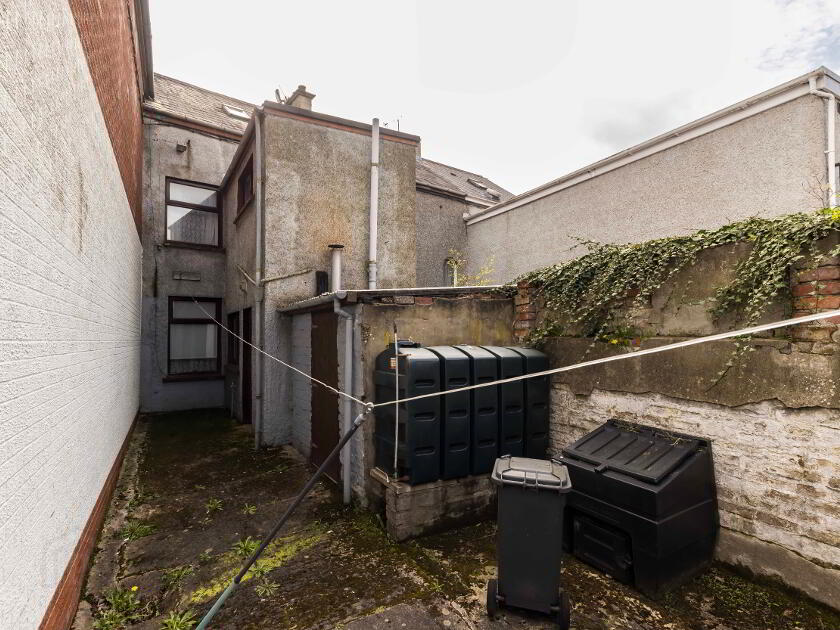 Photo 24 of 38 Kenlis Street, Banbridge