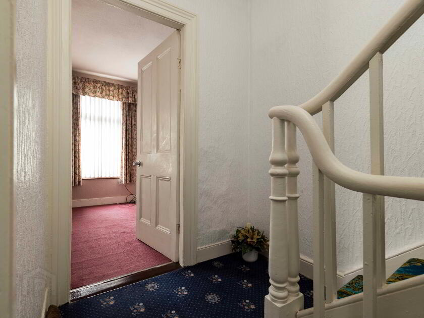 Photo 14 of 38 Kenlis Street, Banbridge