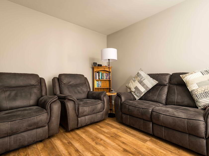 Photo 10 of 32 Bishops Green, Banbridge