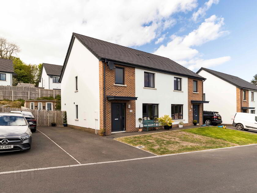 Photo 2 of 19 Laurel Avenue, Off Dromore Road, Banbridge