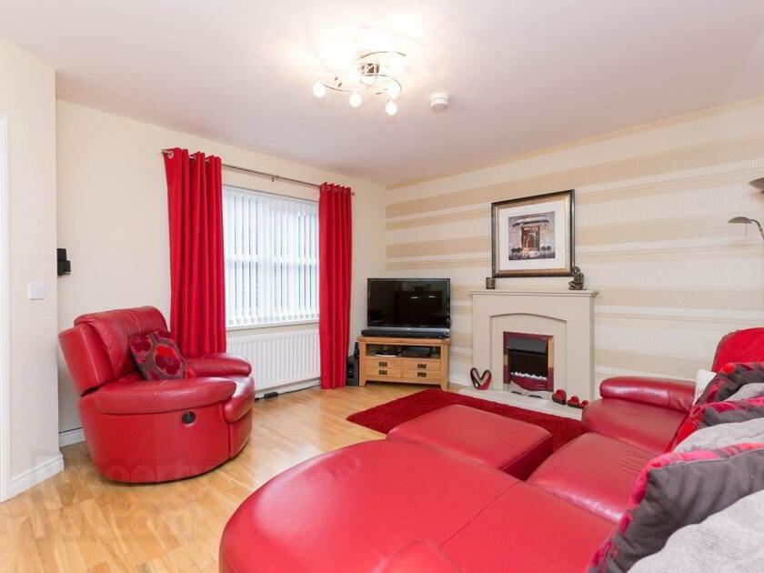 Photo 4 of 1 Mossvale Court, Dromore