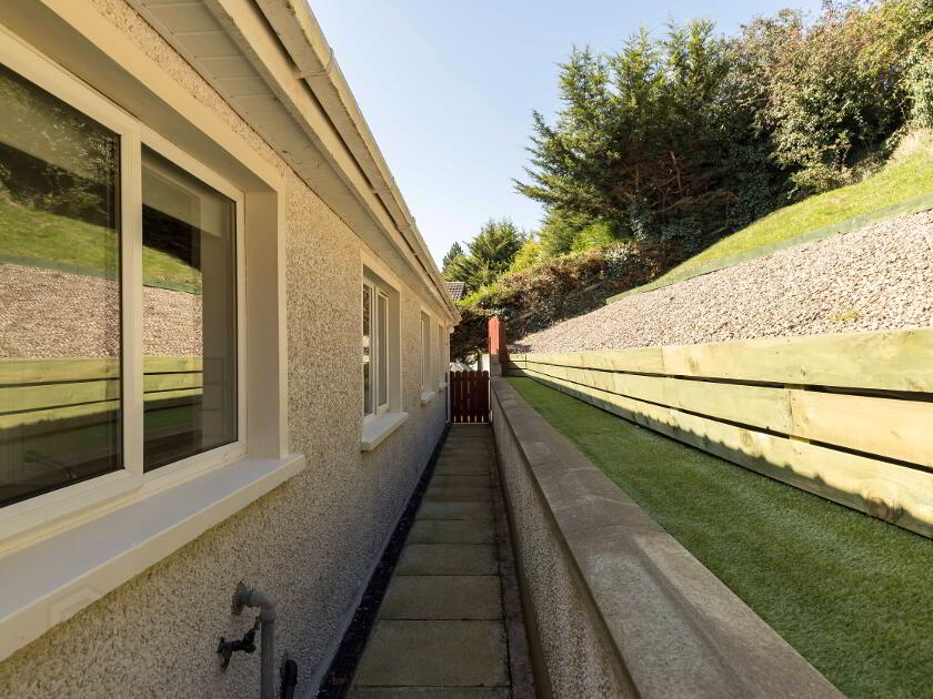 Photo 32 of 25 Brackenridge, Hillsborough Road, Dromore
