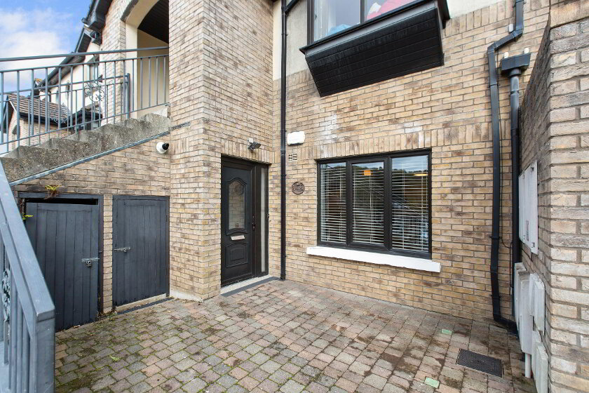 Photo 2 of 47 Highfield Court, Wicklow Town