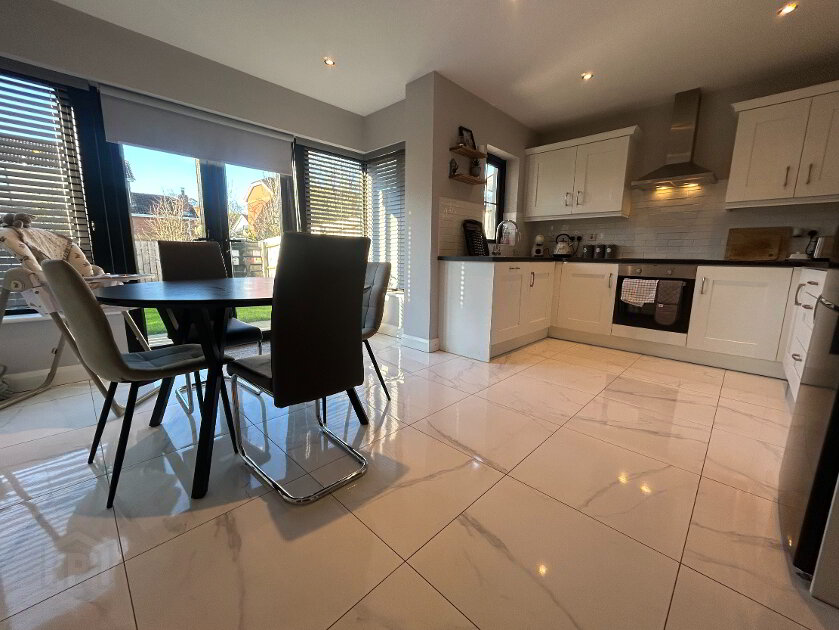 Photo 3 of 16 Westminster Court, Ballinamallard