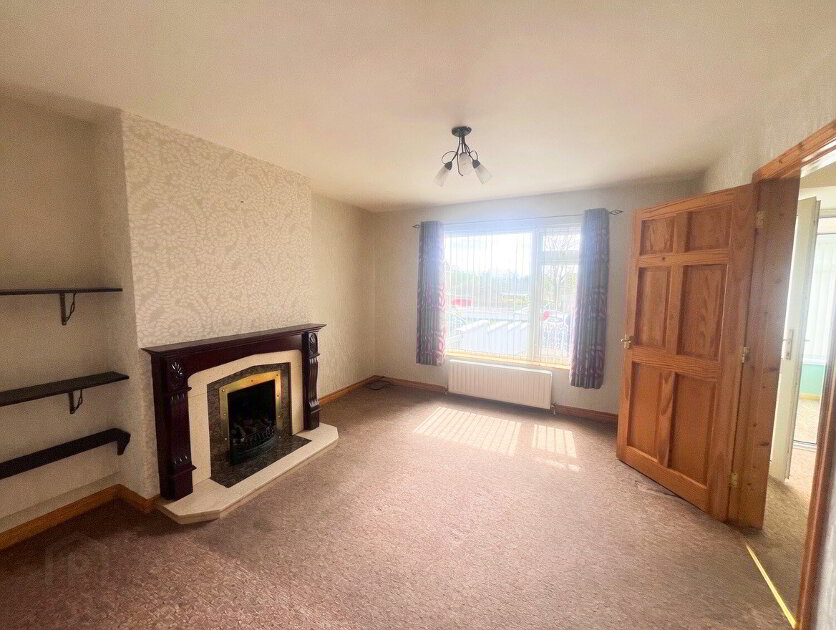 Photo 3 of 2 Bayview Close, Tamlaght, Enniskillen