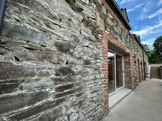 Photo 2 of 53 Whitehill Road, Eglinton