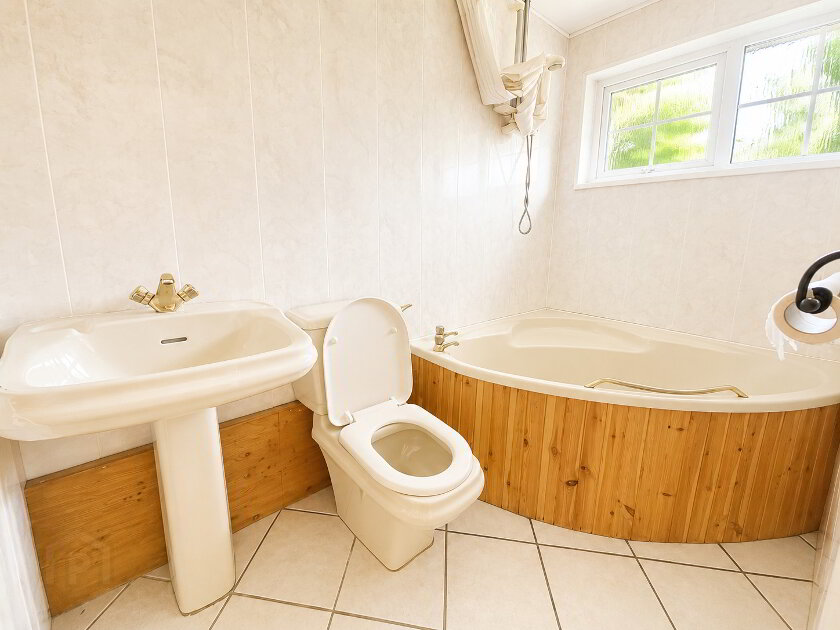 Photo 5 of 20 Galliagh Terrace, Enniskillen