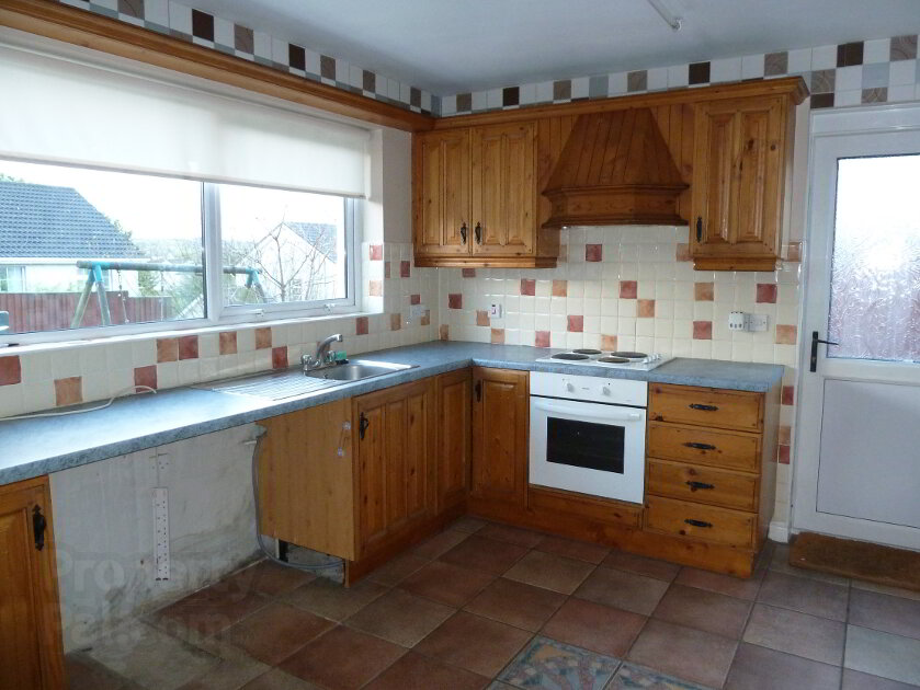 Photo 2 of 21 College Park Lane, Enniskillen